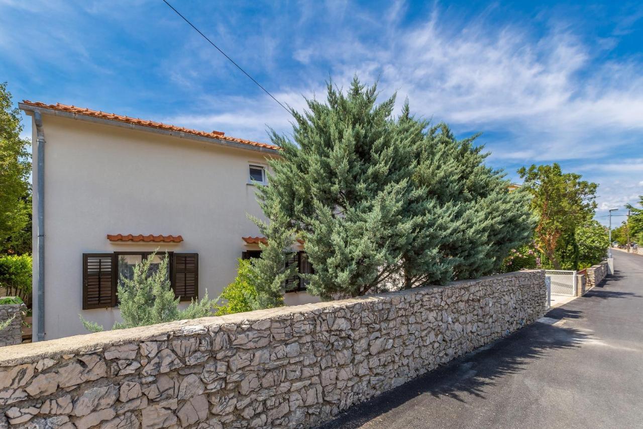 Apartman Hana Apartman Omišalj Kültér fotó