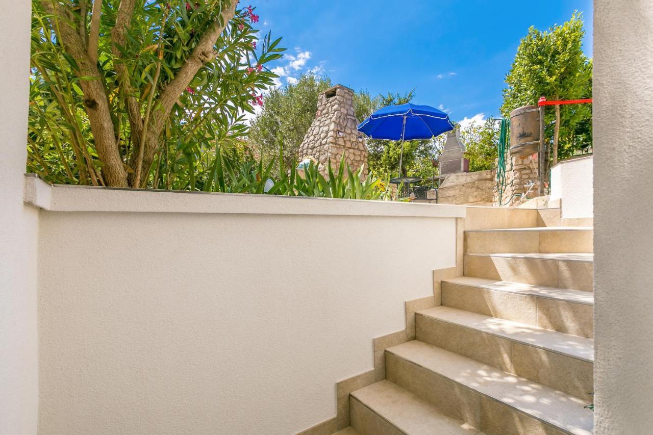 Apartman Hana Apartman Omišalj Kültér fotó