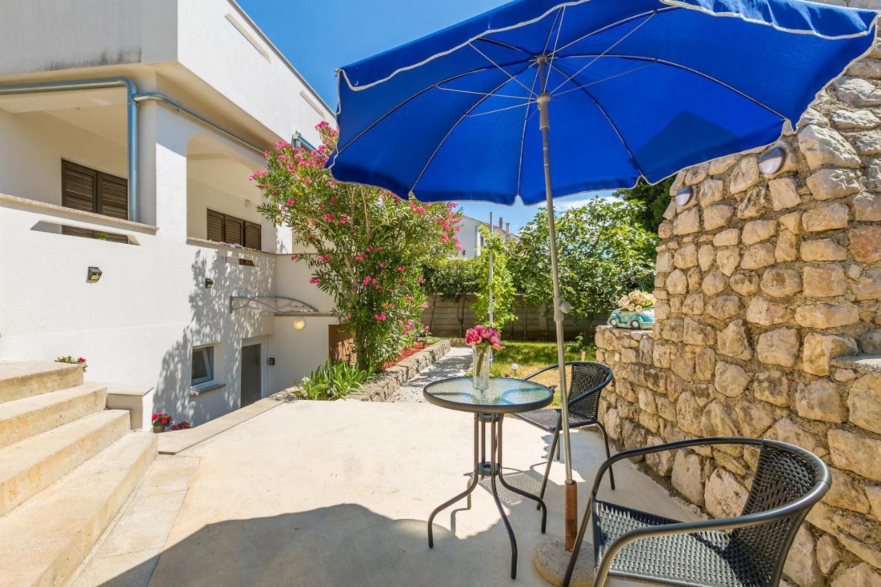 Apartman Hana Apartman Omišalj Kültér fotó